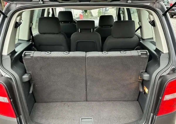 Volkswagen Touran cena 15999 przebieg: 246891, rok produkcji 2005 z Siedlce małe 92